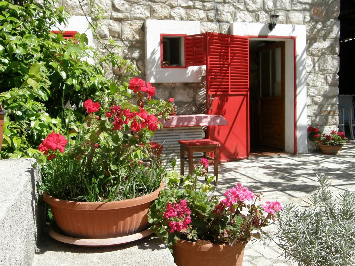 Stone House In Buljarica Βίλα Petrovac Εξωτερικό φωτογραφία